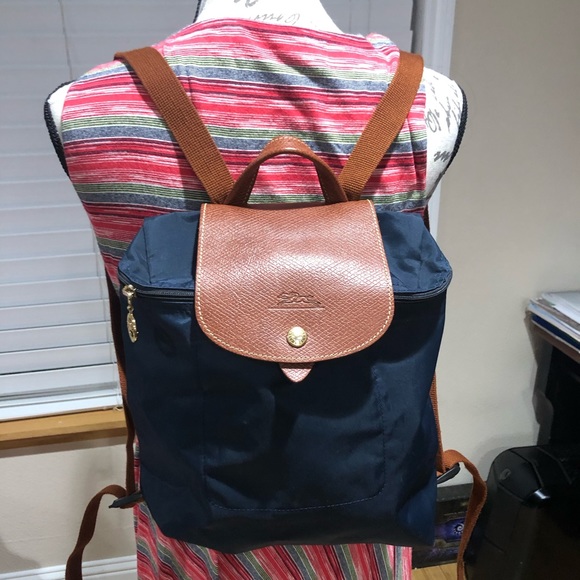 Longchamp Handbags - Authentic Longchamp  le Pliage backpack excellent